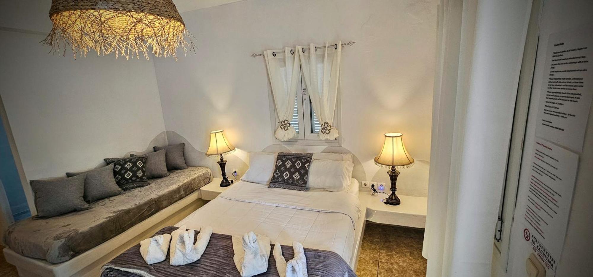 Pleasure Seaside Rooms เปริสซา ภายนอก รูปภาพ