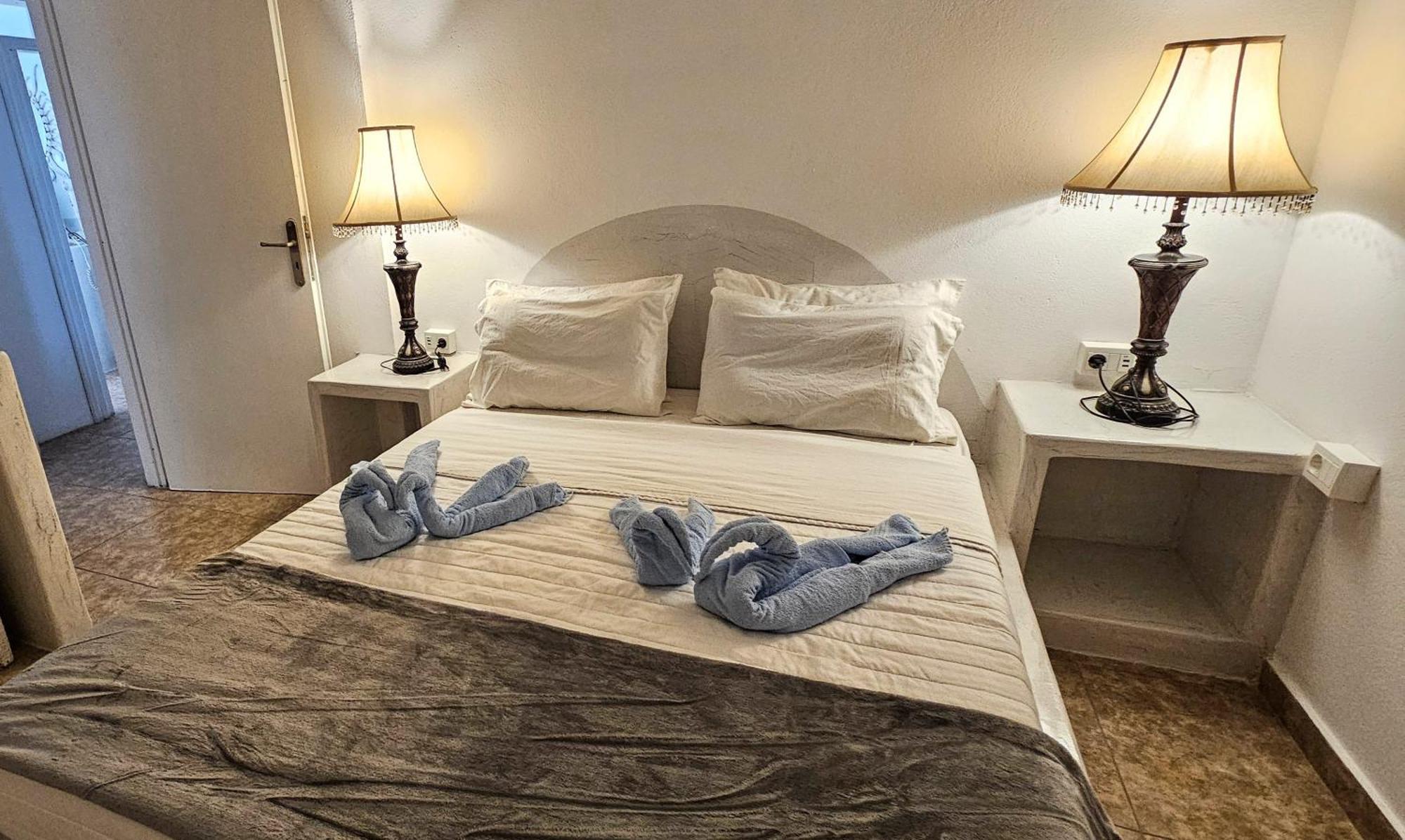 Pleasure Seaside Rooms เปริสซา ภายนอก รูปภาพ